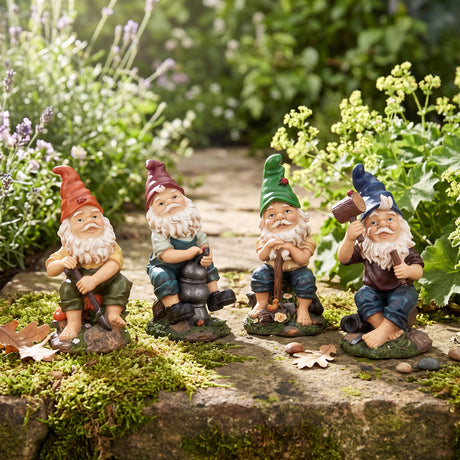 Garden gnome 22 cm tall