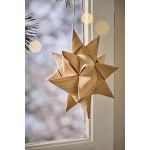 Stjerne flettet i spån til ophæng